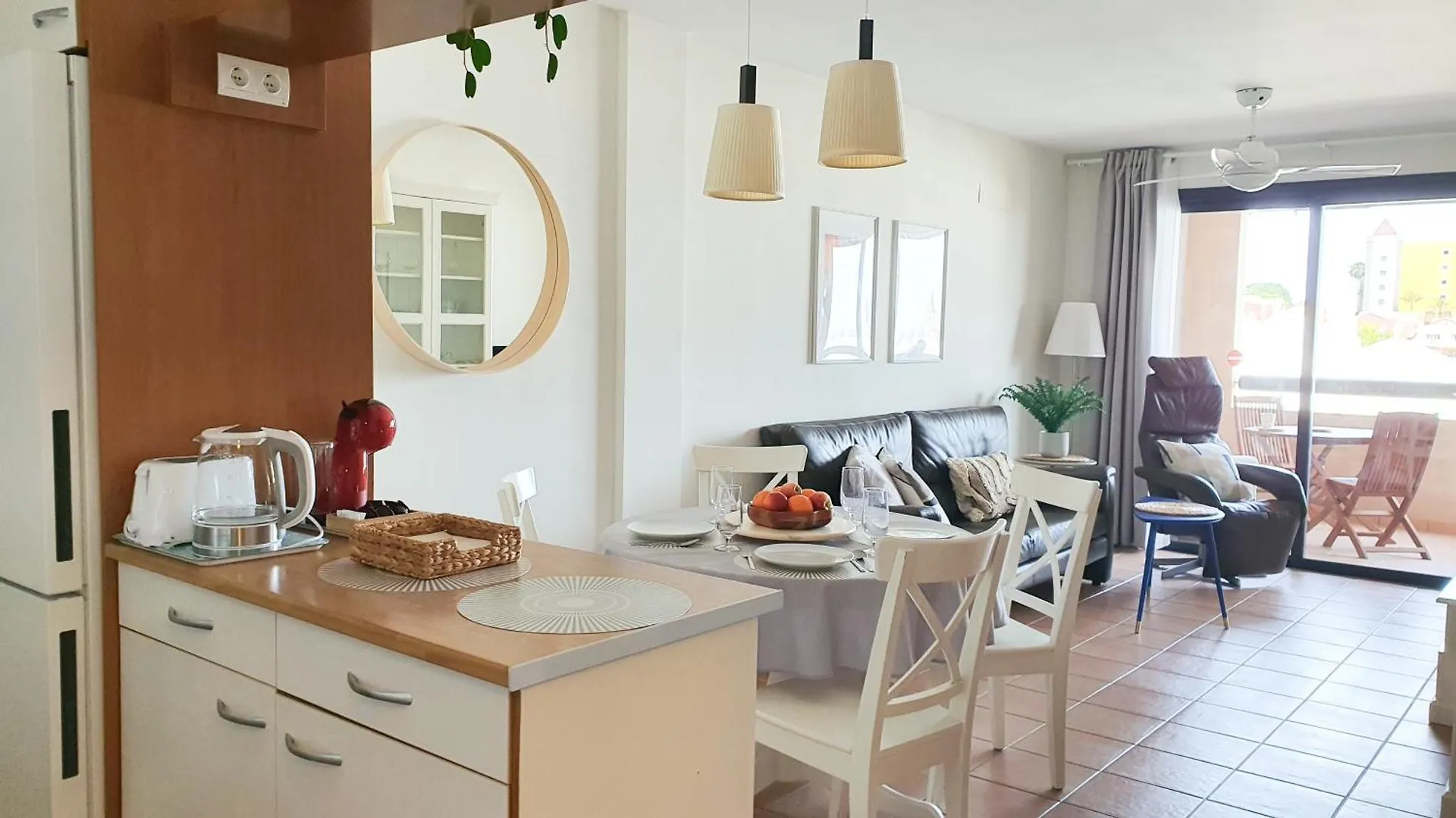 Apartment Sea&Sun Paradise, Heated Pool, 2Br, Parking Playa Paraiso  Spanien